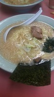 「ラーメン中盛り 油多め」@ラーメンショップ吉間家の写真