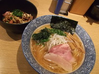 「芳醇香味そば（醤油）+焼きチーズカレー丼」@麺屋 一燈の写真