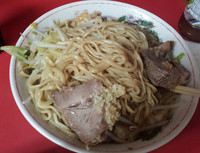 「大豚＋ニンニク」@ラーメン二郎 千住大橋駅前店の写真