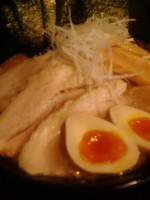 「特製らぁめん」@拉麺雷多の写真