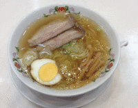 「牛骨塩ラーメン（490円）」@餃子の王将 アリオ川口レストラン店の写真