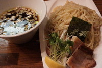 「つけ麺（大盛）＋焼豚」@つけめん かねかつの写真