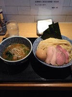 「特製濃厚魚介つけ麺大盛り」@麺屋 一燈の写真