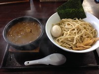「らいこう全粒粉 麺1.5倍(濃いハーフ)+味玉」@つけ麺 らいこうの写真