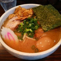 「味玉中華そば＋揚げニンニク」@麺処 井の庄の写真