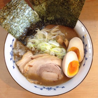 「濃厚魚介豚骨らーめん（720円）」@麺屋 みちすけの写真