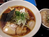 「[限定] 鶏油と平子の旨味そば850円」@肉煮干し中華そば さいころの写真