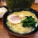 ラーメン 500円(オープン記念価格) + サービスライス