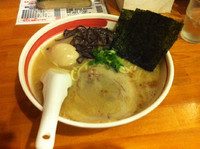 「豚骨 味玉中太麺  650円  替え玉バリカタ  クーポンで無料」@とんこつラーメン 光★MENJIの写真