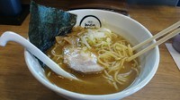 「醤油らーめん」@麺創 麺魂 江坂本店の写真