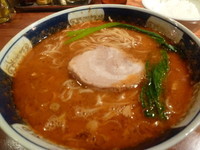 「だんだんめん　（大辛）」@支那麺 はしご 銀座本店の写真