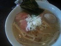 「ラーメン(塩)+サービス味玉&ビール」@打立て自家製麺 ラーメンKの写真