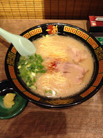 「ラーメン790円＋替え玉190円＋ニンニク120円」@一蘭 平塚店の写真