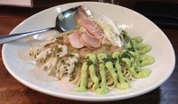 「海老と梅とアボカドの冷やし汁なし＋おろしちゃーしゅう丼」@汁なしラーメン イプサの写真