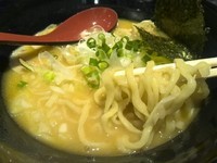 「濃厚しょうゆ鶏そば　750円」@濃厚鶏そば 麺屋かのうの写真