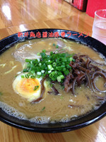 「醤油豚骨ラーメン」@豚骨ラーメン 新井商店の写真