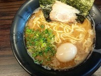「半熟味玉ラーメン」@無邪気の写真