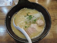 「鶏白湯の自家製麺」@めんごころ なつの写真