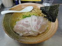 「塩ラーメン」@覆麺 智の写真