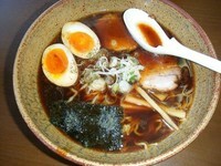 「黒味玉らーめん」@中華そば かっちゃんの写真