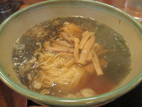 「醤油らーめん　「650円」」@友ぞうの写真