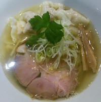 「ゆず塩ワンタン麺  ８００円（５月１０日夜、１１日限定）」@麺や 虎徹の写真