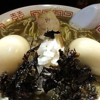 「特選伊吹ソバ（うぃんたまVer.）800円+和え玉」@中華ソバ 伊吹の写真