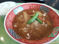 「豚バラ野菜のせ味噌ラーメン４７０円＋ミニライス５０円」@千代田区役所本庁舎 食堂の写真