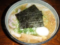 「塩ラーメン 贅沢盛り」@支那そば一麺 下広岡店の写真