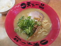 「ラーメン+ライス（ランチ）」@天下一品 歌舞伎町店の写真