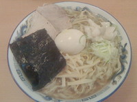 「中華そば普通盛／味普通・油ぽく・煮卵・身入り730円」@ケンチャンラーメン 山形の写真