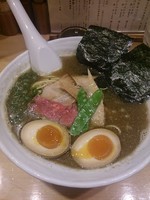 「煮干醤油SOBA、味玉、大盛り」@銀座 篝の写真