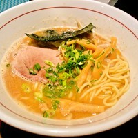 「鶏魚介ラーメン」@麺屋まるの写真