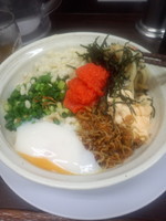 「〖期間限定〗混ぜ・明太チーズONたまソバ870円」@丸直の写真