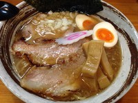 「特製ラーメン 醤油」@いのうえの写真