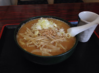 「味噌ラーメン（大盛り）750円＋100円」@生そば 大善の写真