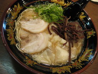 「ワンタンメン￥７８８（税込）」@博多中洲屋台ラーメン 一竜 太田店の写真