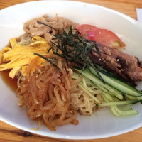 「冷やし中華 850円」@テスタロッサカフェ 駒形店の写真