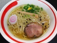 「アゴ塩ラーメン(アゴ２５％増量)＋味玉　７５０円＋１００円」@自家製麺SHINの写真