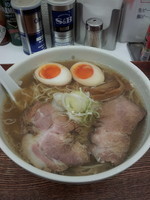 「正油ラーメン 大盛」@忍八の写真