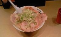 「しょうゆラーメン　750円　あぶらすくなめ」@超ごってり麺 ごっつ 秋葉原店の写真