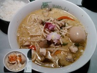 「【限定】グリーンカレーラーメン(ミニライス付) ￥860」@中華蕎麦 瑞山（ZUIZAN）の写真