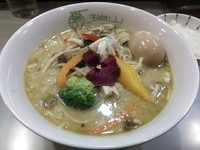 「【限定】グリーンカレーラーメン860円（ミニライス付）」@中華蕎麦 瑞山（ZUIZAN）の写真