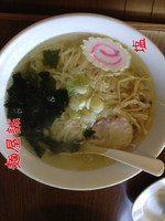 「塩ラーメン」@純手打ちらーめん 麺屋 誠 伊勢崎上諏訪店の写真