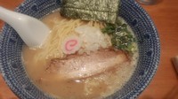 「塩ラーメン」@もんなか 〇心厨房の写真