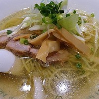 「しお（並）グリーン麺　800円」@麺屋 六感堂 Rock'anDoの写真