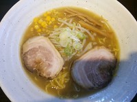 「塩らーめん＋大盛」@旭川らーめん かじべえの写真