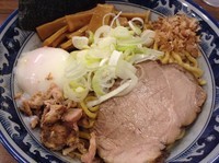 「温玉油そば」@兎に角 亀有店の写真