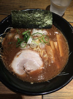 「濃厚中華そば」@金澤濃厚中華そば 神仙 池袋店の写真