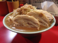 「大盛(1枚)＋2枚増」@麺屋 鳳の写真